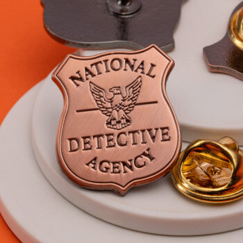 Diestruck - Lapel Pins